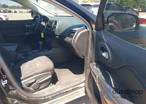 2019 Jeep Cherokee Latitude Fwd из США, поврежденный, VIN 1C4PJLCX8KD264794